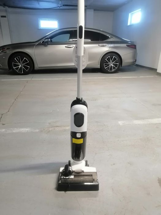 Продам пылесос для мытья полов