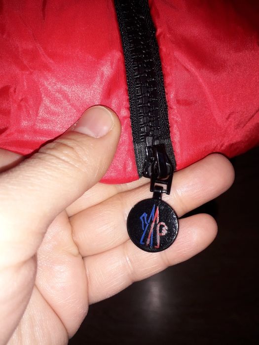 Moncler Bady Giubboto размер М