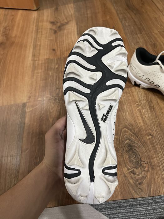 Бутсы nike 39 размер