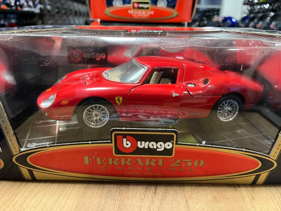 BBURAGO метална колекционерска количка модел  FERARRI 250 1965г. 1:18