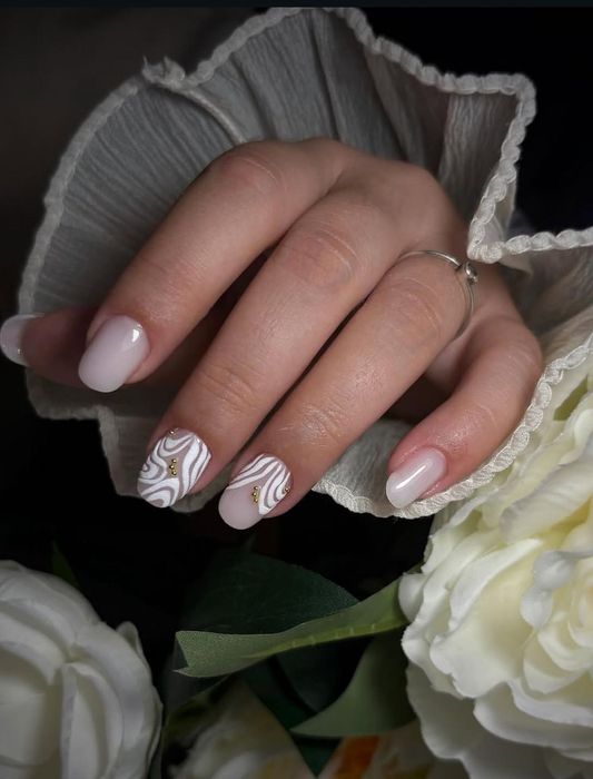 Manichiură profesională cu gel