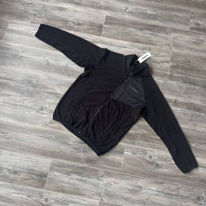 Adidas Terrex - M , XL , XXL