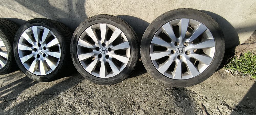 Vând jante aliaj Honda R17