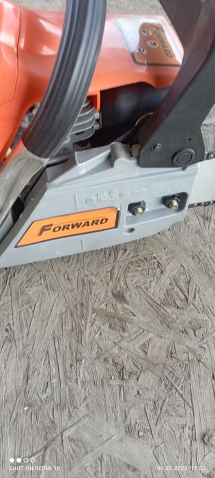 Бензопила новая.