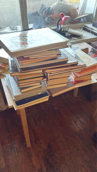 Продам книги , редкие издания