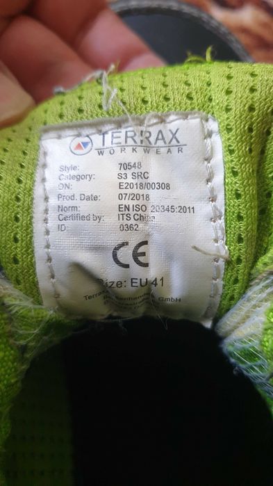 Работни обувки Terrax Workwear S3 SRC – размер 41
