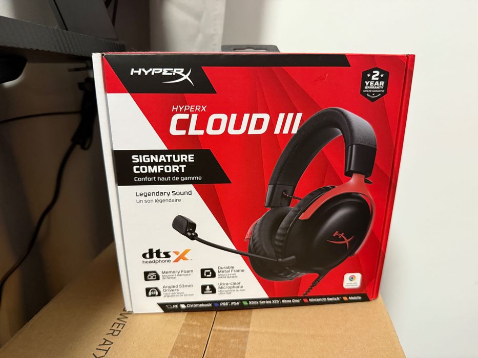 HyperX QuadCast + HyperX Cloud III – комплект