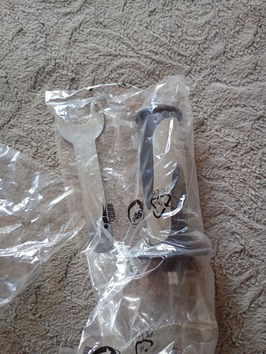 Продам болгарку новую.