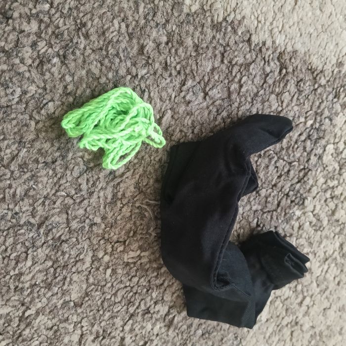 Yoyo mov cu ața verde