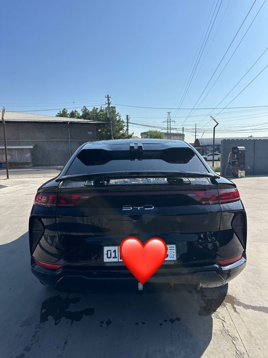 Byd Song L 5 pozitsiya
