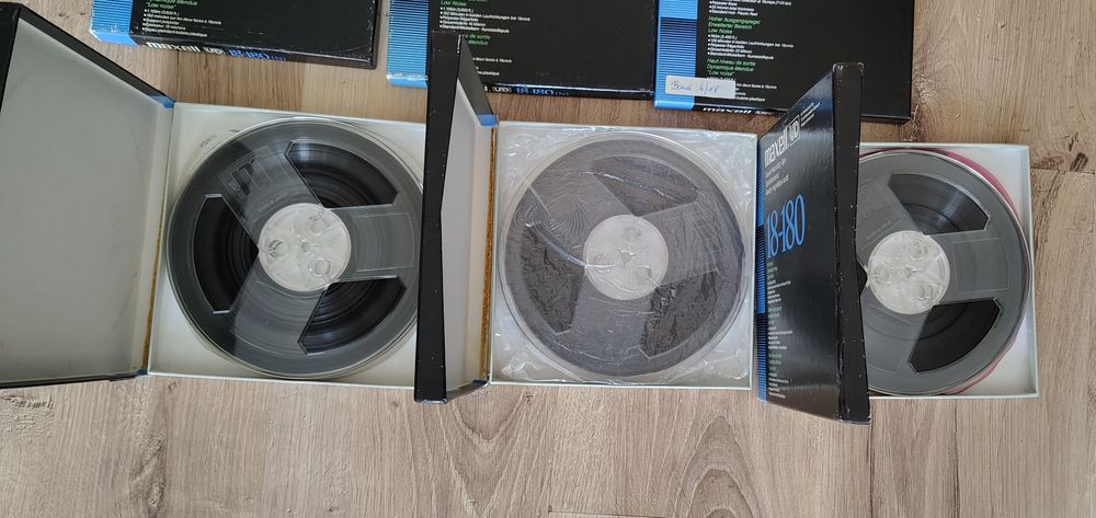 Benzi banda role magnetofon Maxell 18 cm