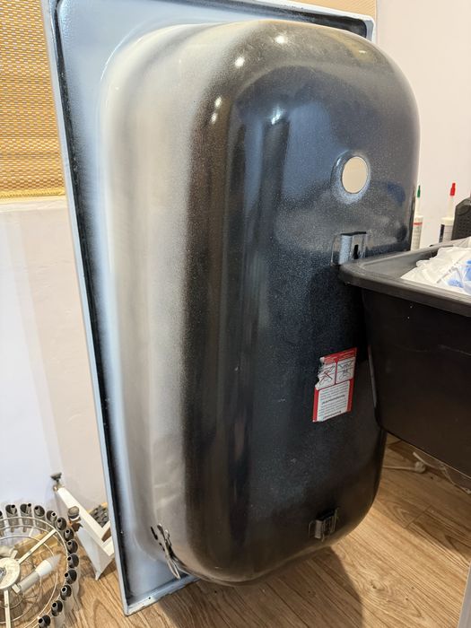 Б/у ванна в хорошем состоянии