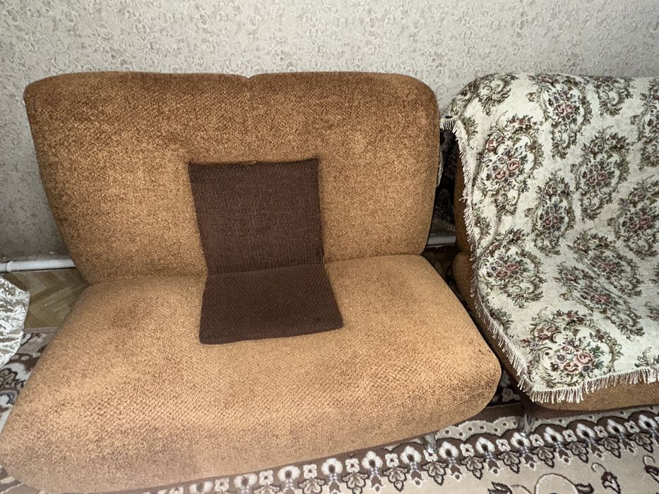 Диван с креслами
