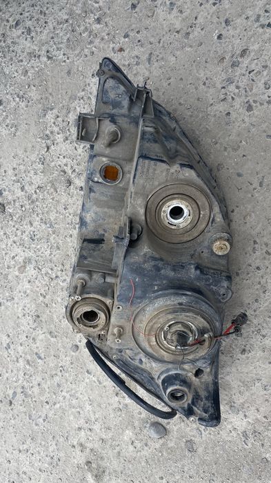 Фара от лексуса рх300