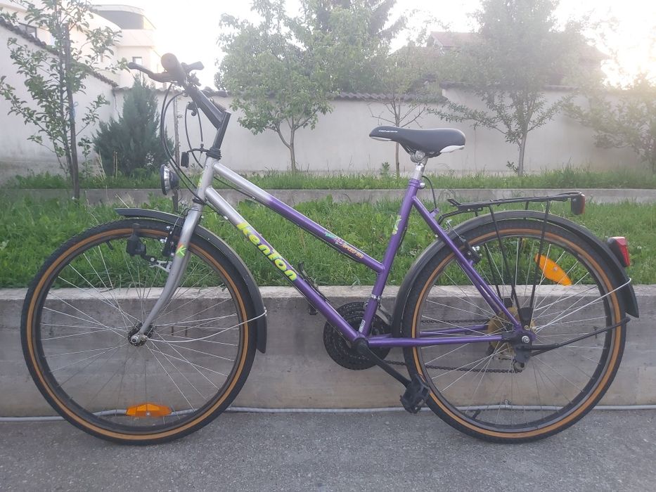 Vând trei biciclete