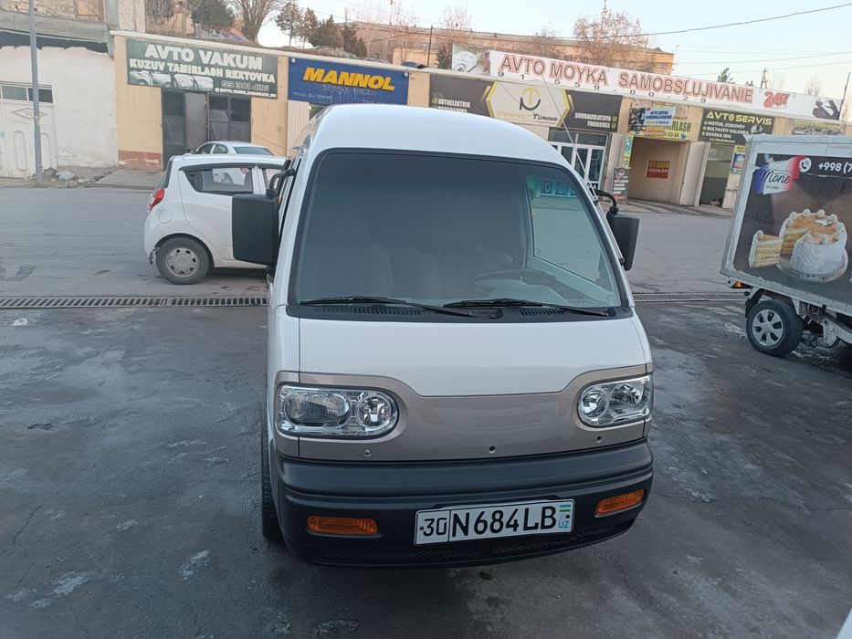 Damas sotiladi srachna