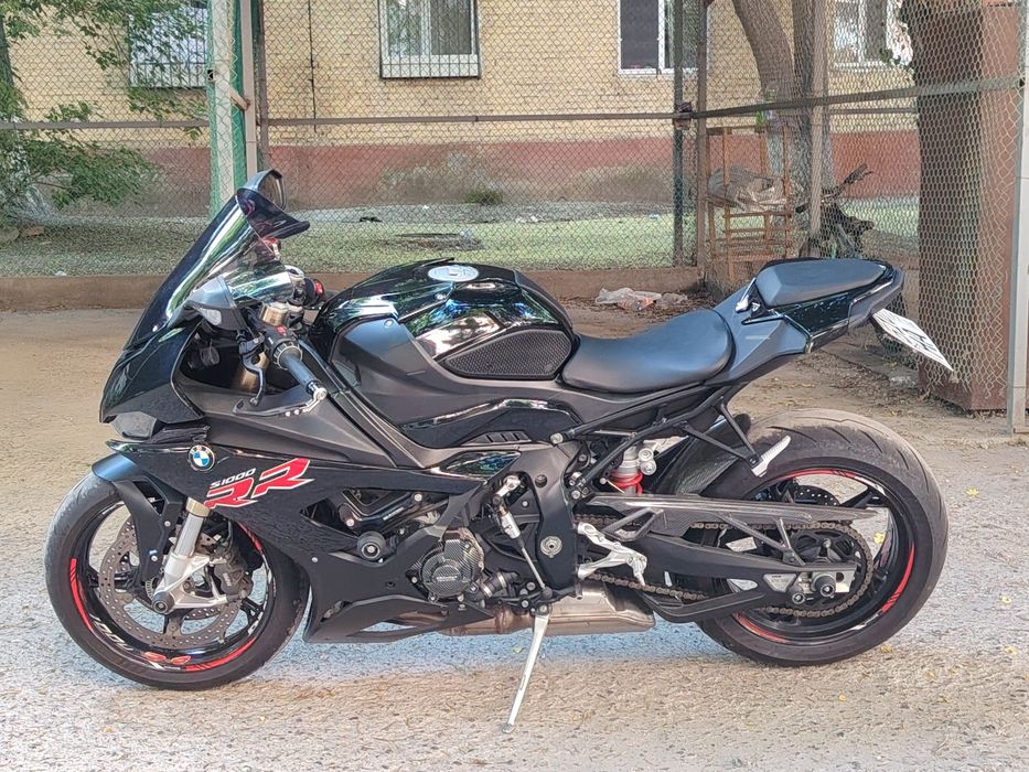 Продаю BMW S1000RR