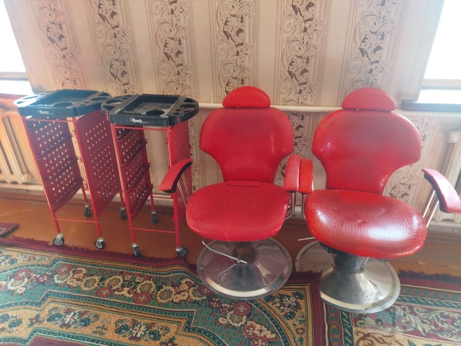 Salon jihozlari sotiladi