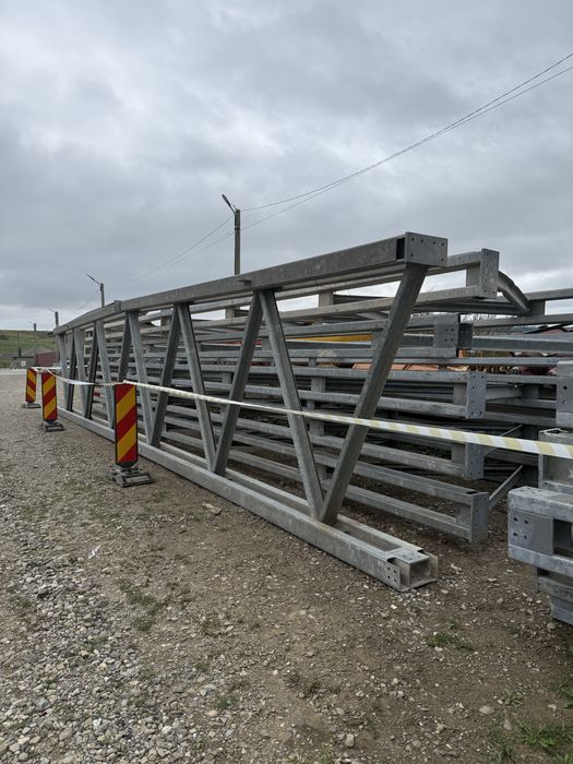 Ferme zincate industriale la 13m