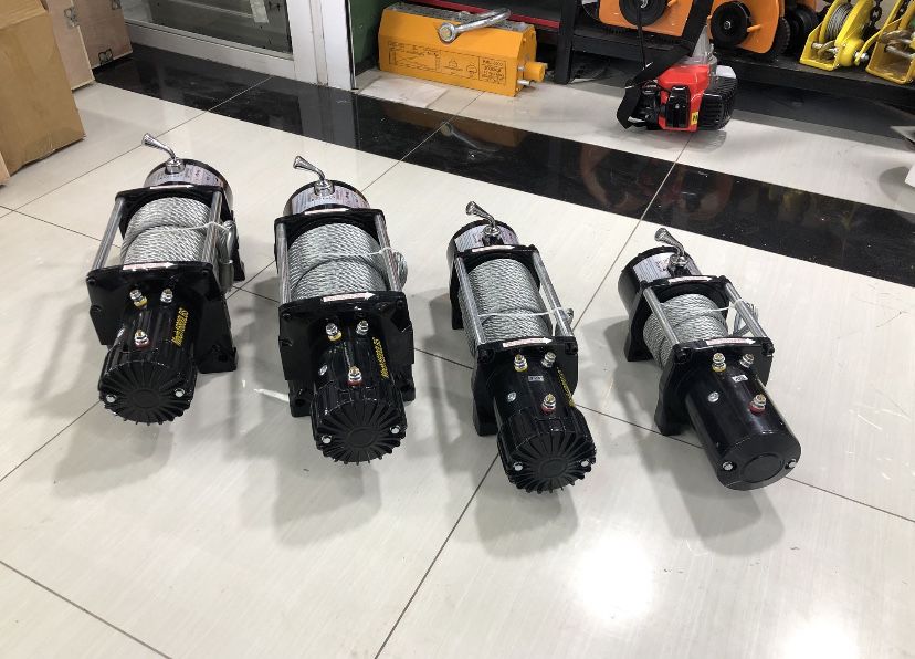 Лебетка эвакуатор Лбс