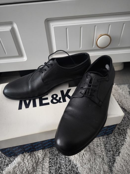 Мъжки официални обувки в черно