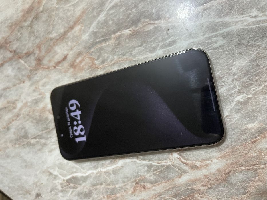 Srochna Sotiladi 15 pro max 256gb 87% yomkst !!!