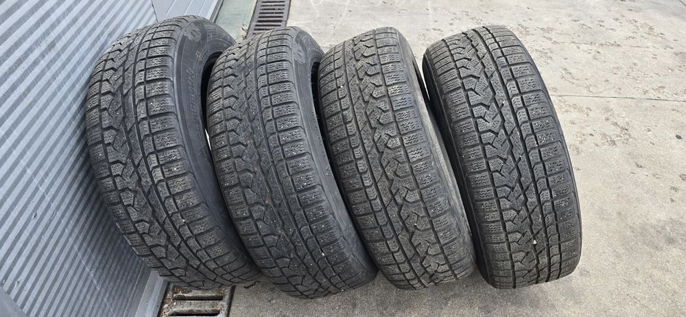 Гуми 235/60/18 KUMHO