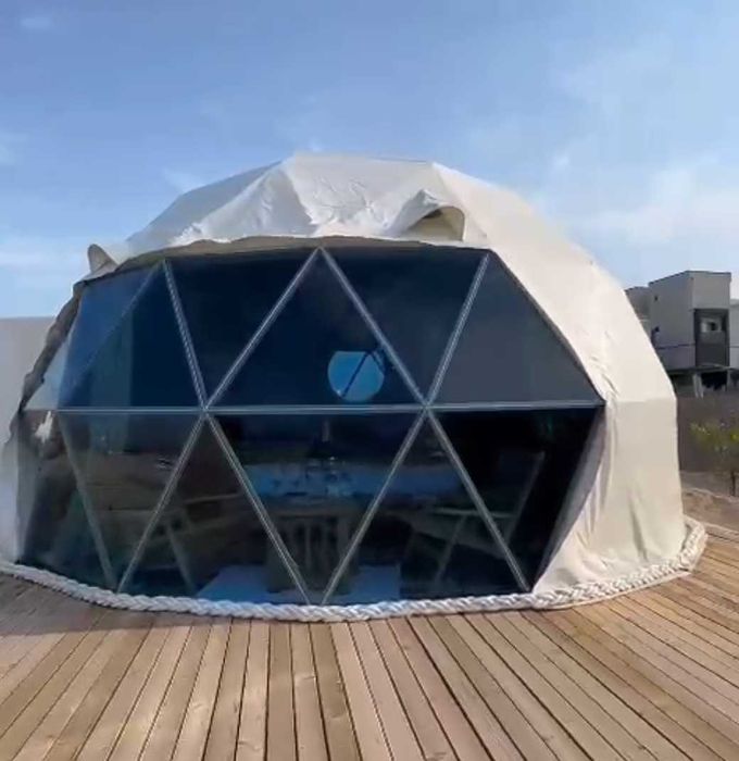 Igloo glamping premium 30 mp,crem,izolatie aluminiu,geam sticla