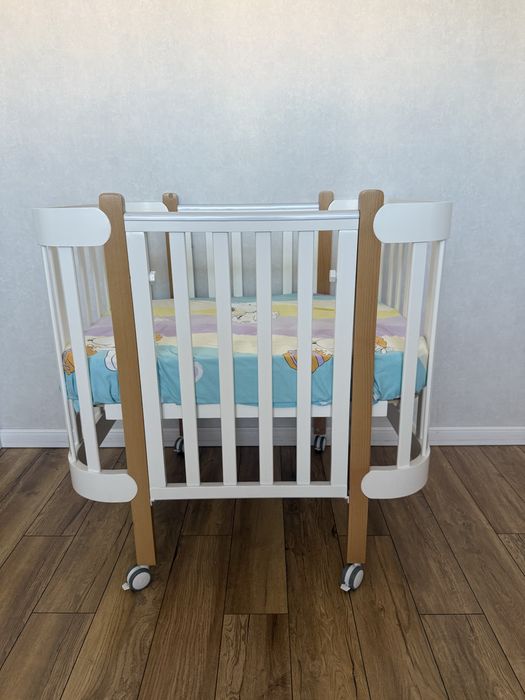 Продам детскую кроватку Happy baby