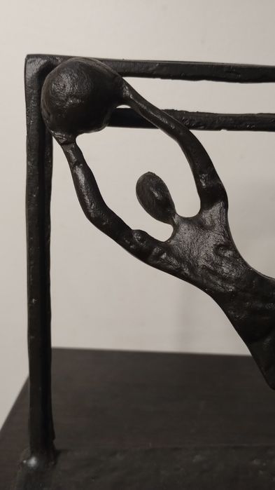 Метална статуетка – футболен вратар.