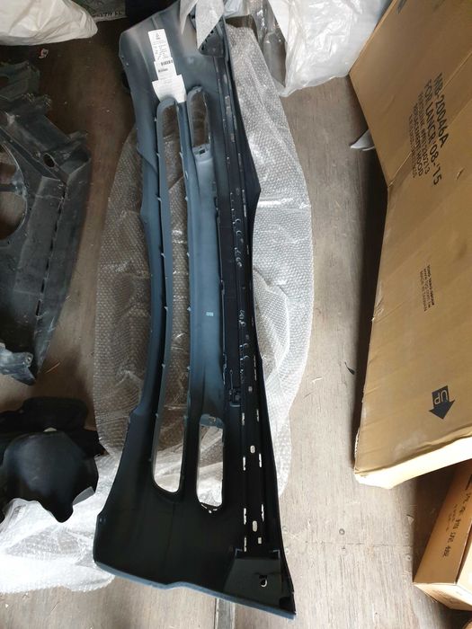 Бампер передний BMW 3 E 46