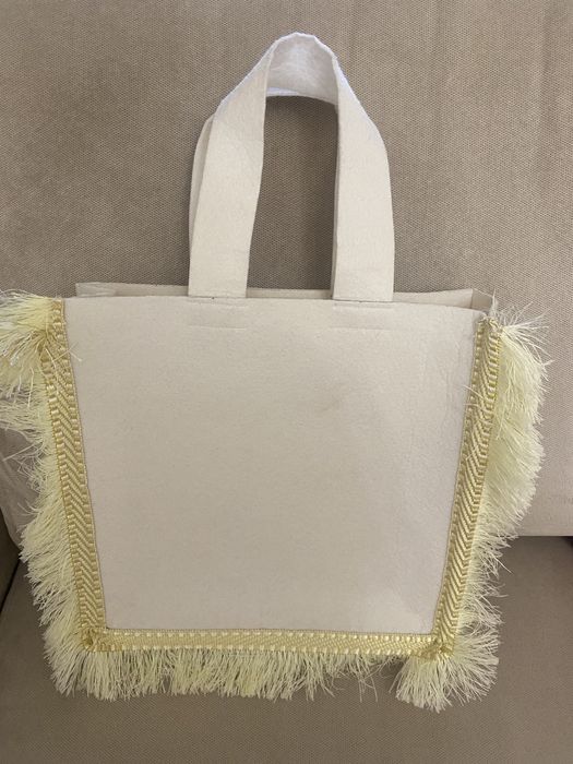 Пррдам новый коржын в отличном состоянии