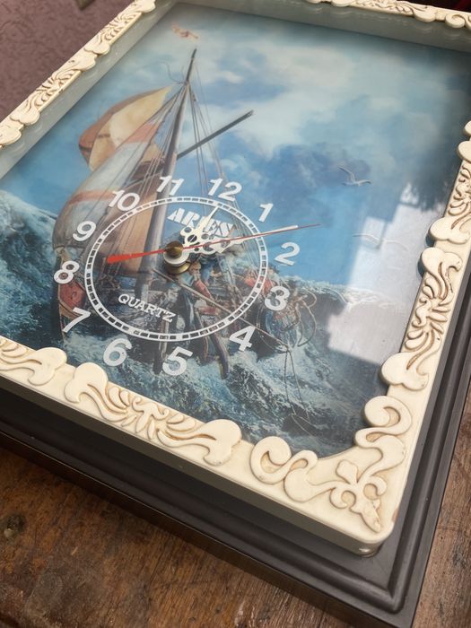 Стар часовник 3D от соца