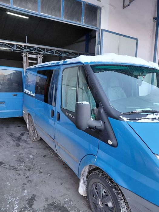 Vând Ford Transit