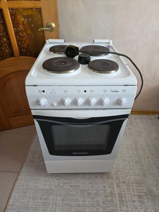 Электроплита Electronicsdeluxe Evolution, б/у
