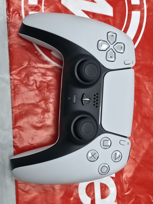 КАТО НОВ 825GB Sony PlayStation 5 | PS5 Digital Гаранция Техномаркет 2028г.