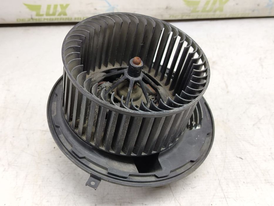 Motoras aeroterma BMW Seria 3 E90/E91/E92/E93 (2004 - 2010)
