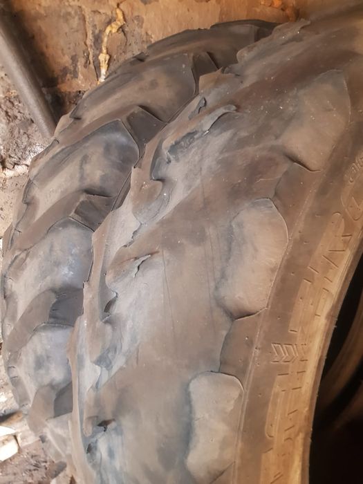 Продам резину от трактора