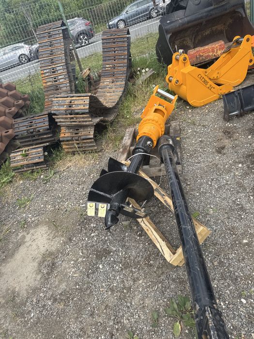 Foreză hidraulică pentru miniexcavator + burghiu inclus – Nouă