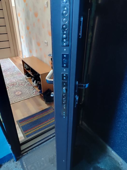 Продам 2-комн (4-32, 1 эт)