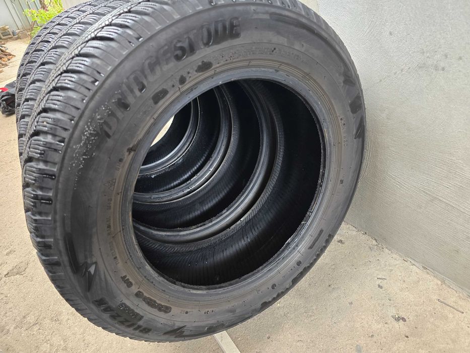 зимни гуми bridgestone blizzak 195/60/15