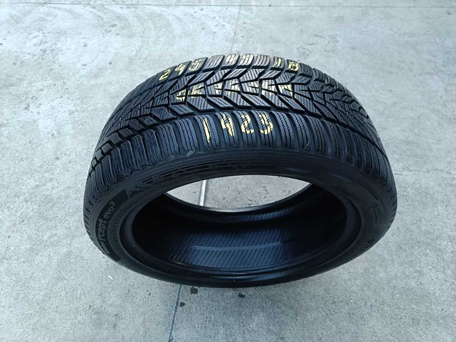 O anvelopa iarna 245 45 18 hankook winter I*cept evo3 cu 7,8 mm 1423