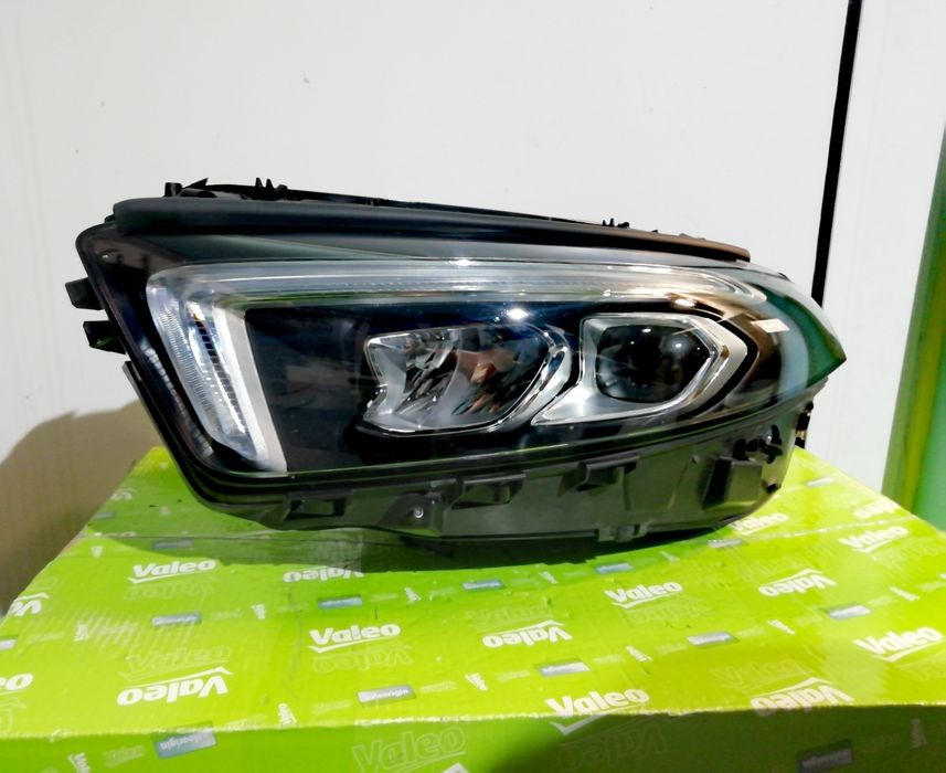 Фар Фарове за Мерцедес А класа А177 / Mercedes A class W177 LED HIGH.