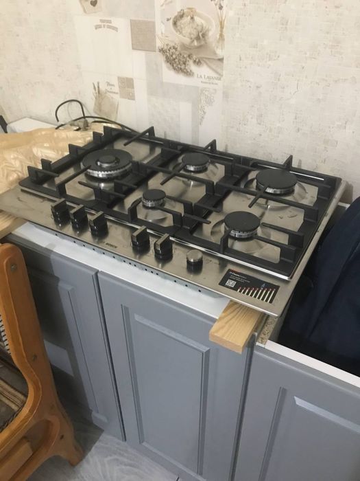 BOSCH Газ плита Сотилади