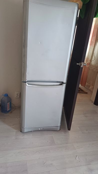 Холодильник  не морозит