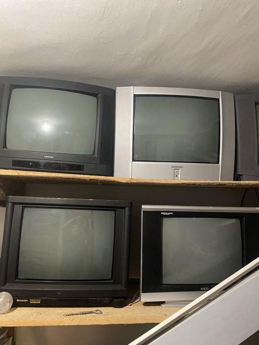 Vand  Urgent TV cu Tub