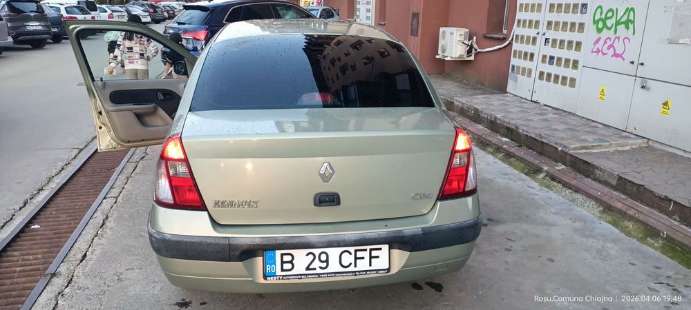 RENAULT Clio 2002 — imagine 2