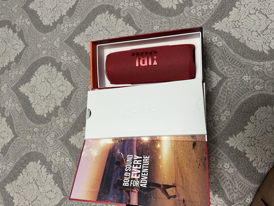 Продам колонку JBL 6