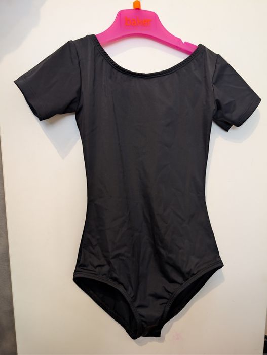 Трико и пола за спортни танци