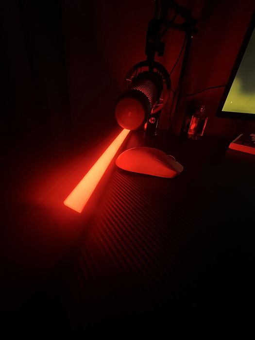 Продавам мишка Logitech G pro SUPERLIGHT
